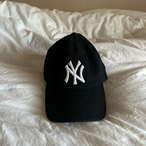 Black 47 Yankees Hat